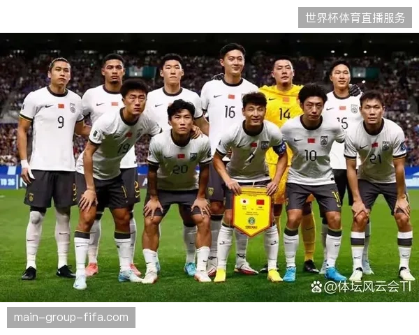 日本队在世预赛中展现压倒性优势，传控打法完全主导比赛走向